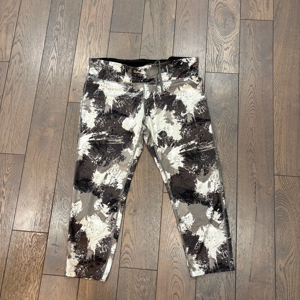 Nike Dri-FIT Black and Gray Leggings